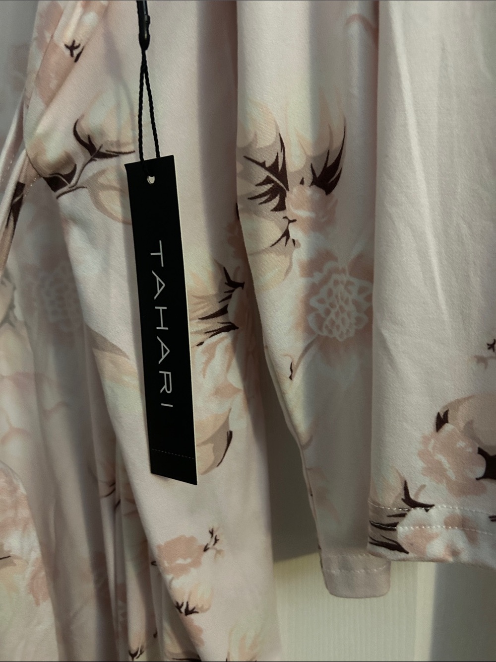 Tahari Soft Pink and Cream Floral House coat and gown